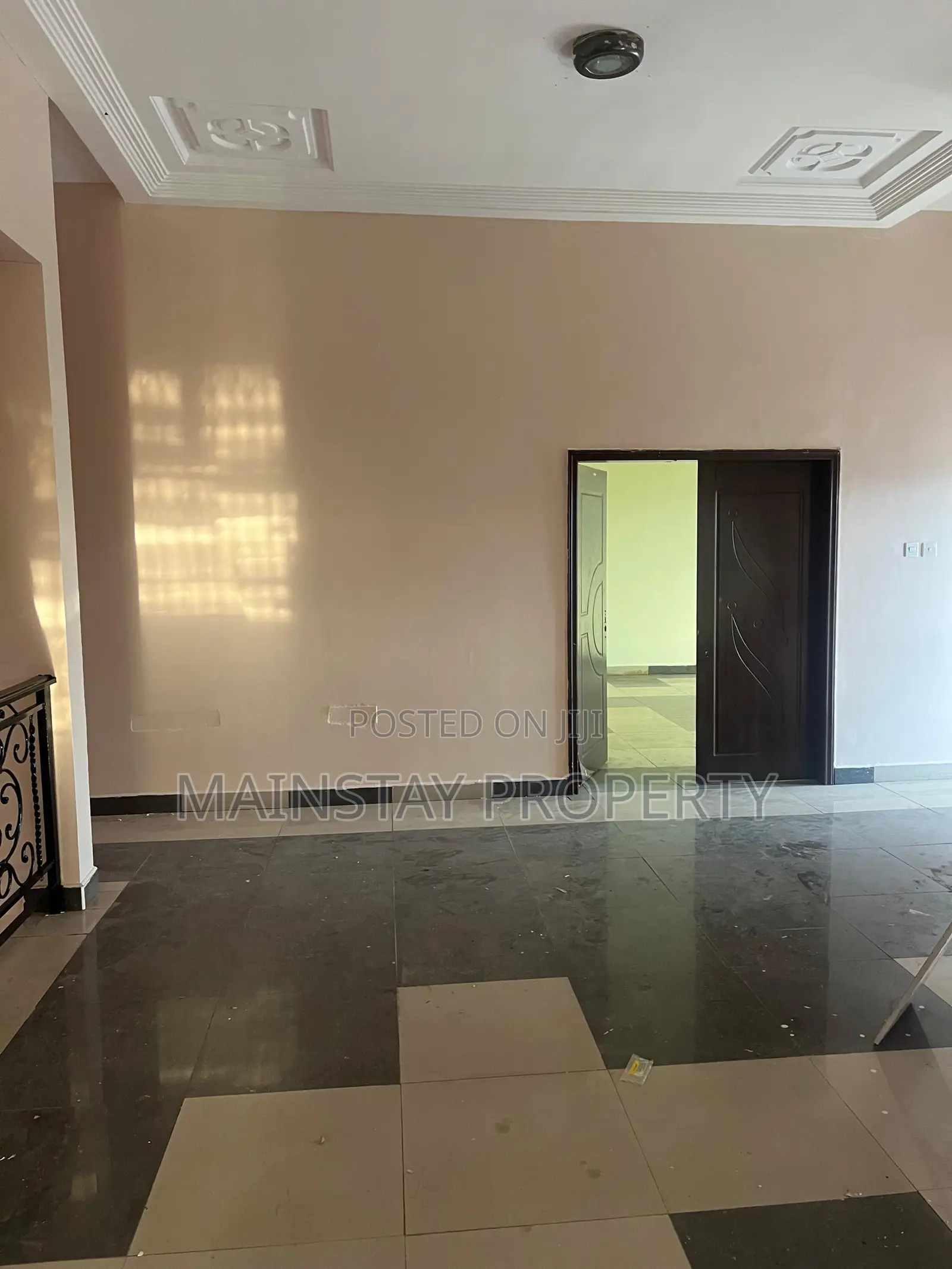 5bdrm House in East Legon for rent