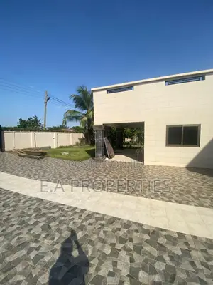 4bdrm House in Ea Properties, Frafraha for rent