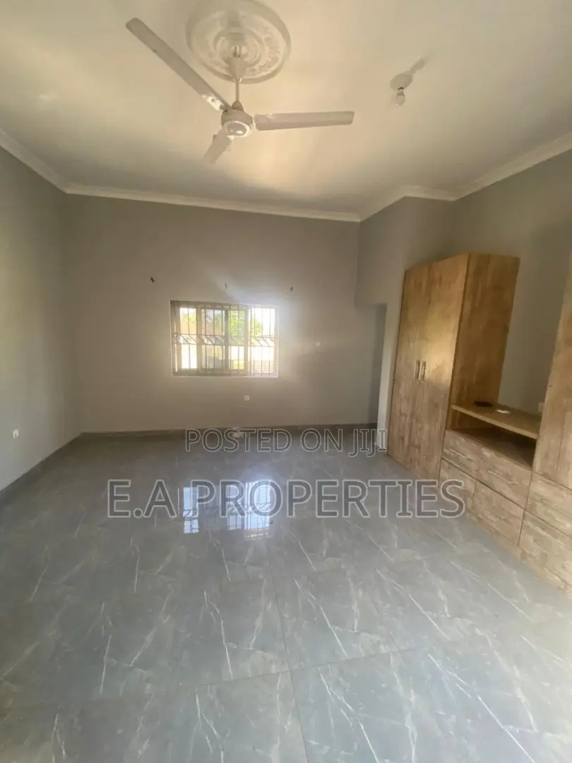 4bdrm House in Ea Properties, Frafraha for rent