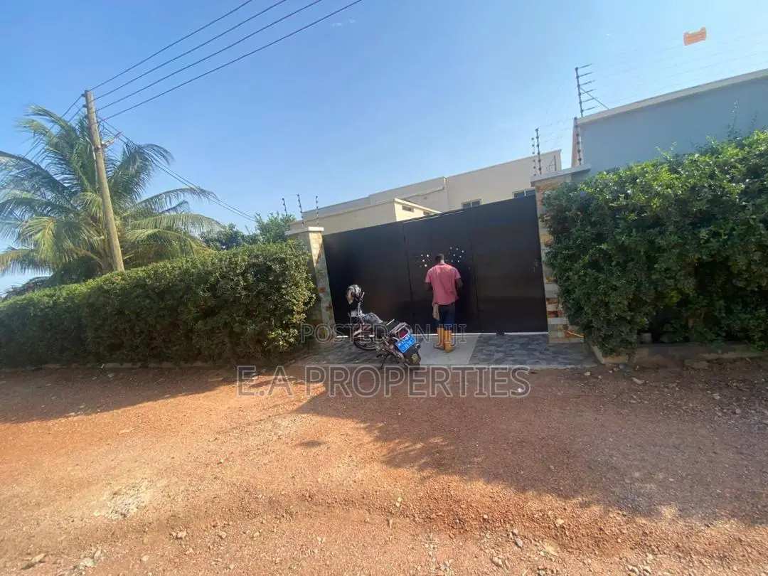 4bdrm House in Ea Properties, Frafraha for rent