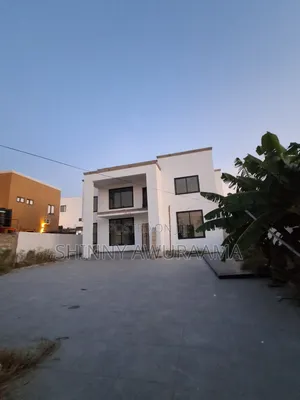 4bdrm House in East Legon American for sale