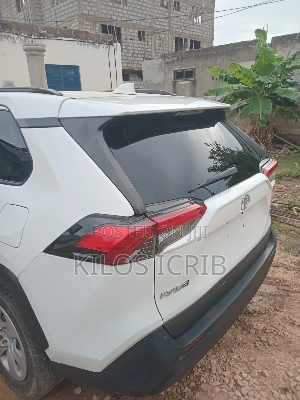 Toyota RAV4 Hybrid 2019 White