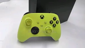 Xbox One X Black