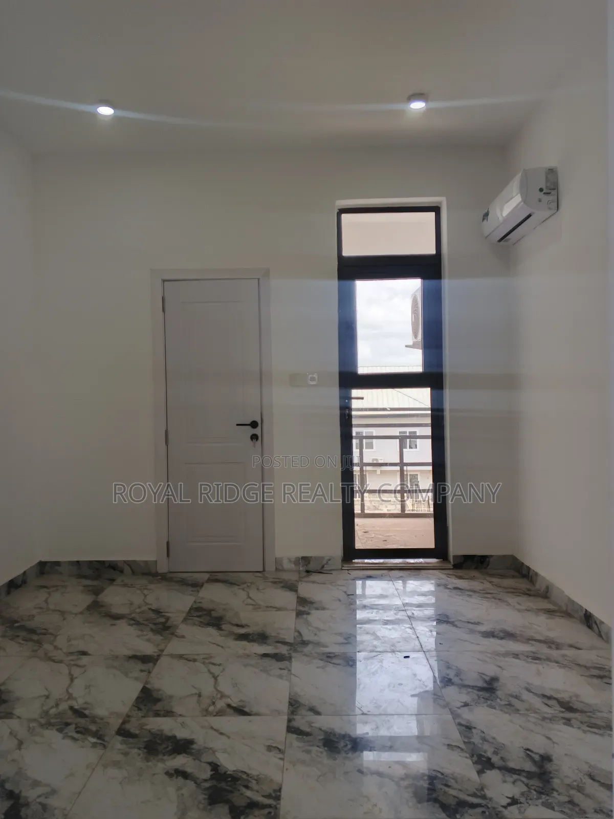 2bdrm Apartment in Burma Hills Close To, Accra Metropolitan for rent