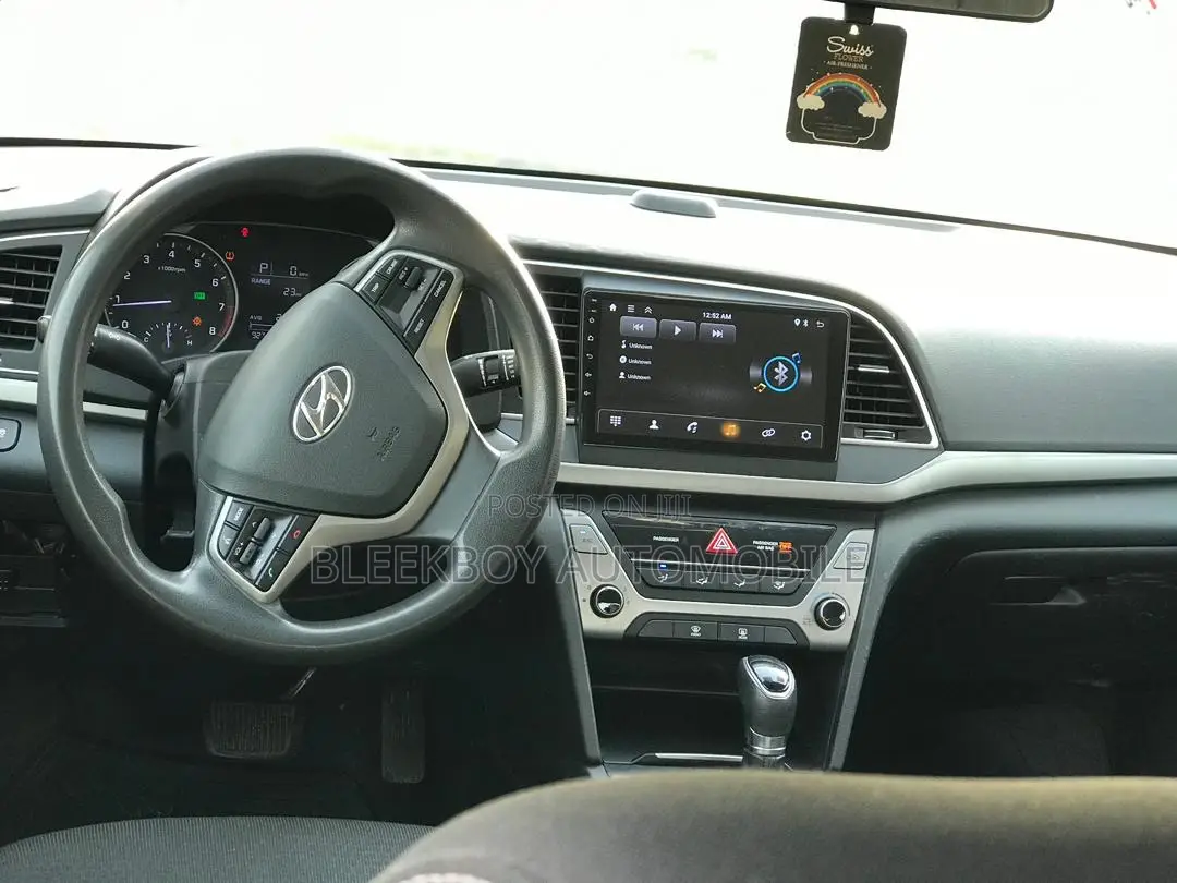 Hyundai Elantra 2017 Black