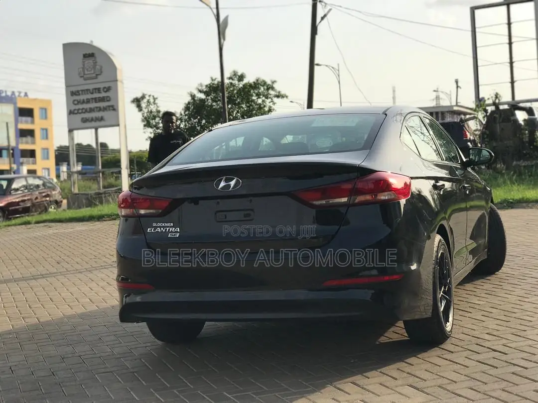 Hyundai Elantra 2017 Black