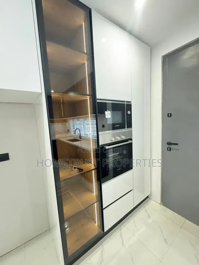 4bdrm Duplex in Madina Ritz Junction, Barrier for sale