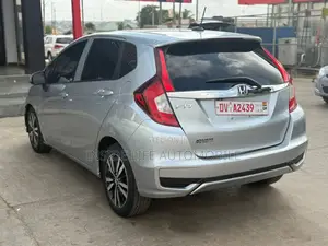 Honda Fit 2019 Silver
