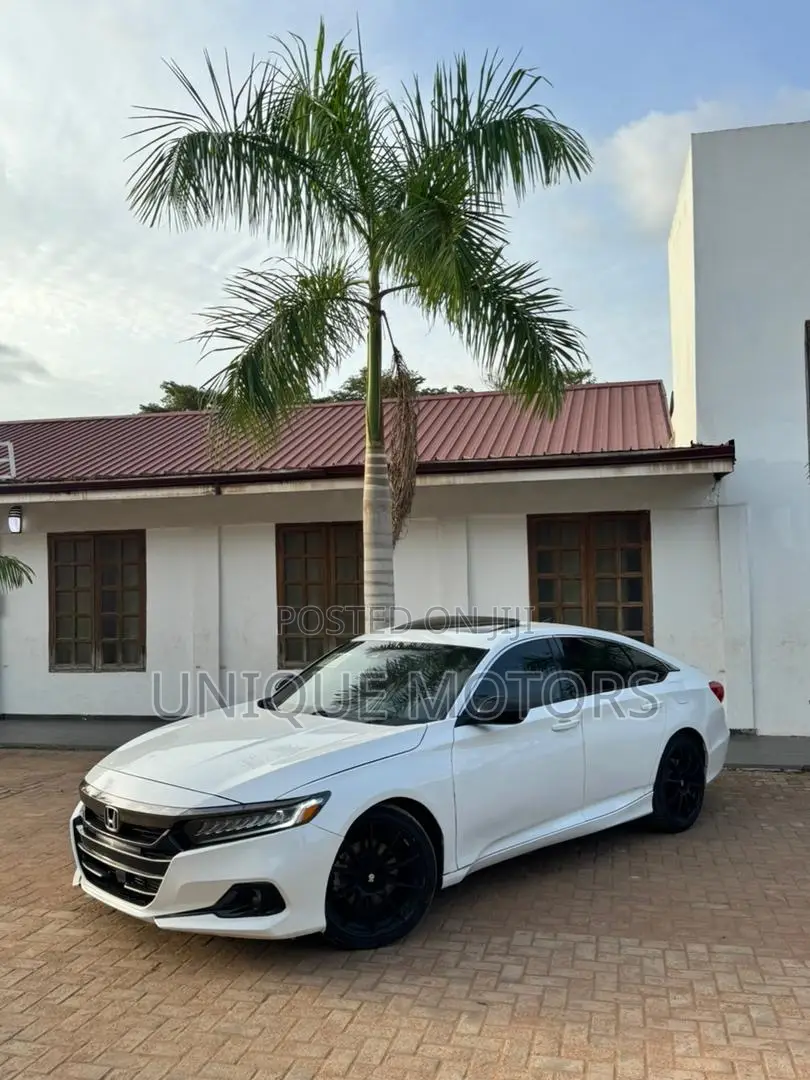 Honda Accord Sport 2.0T 2021 White