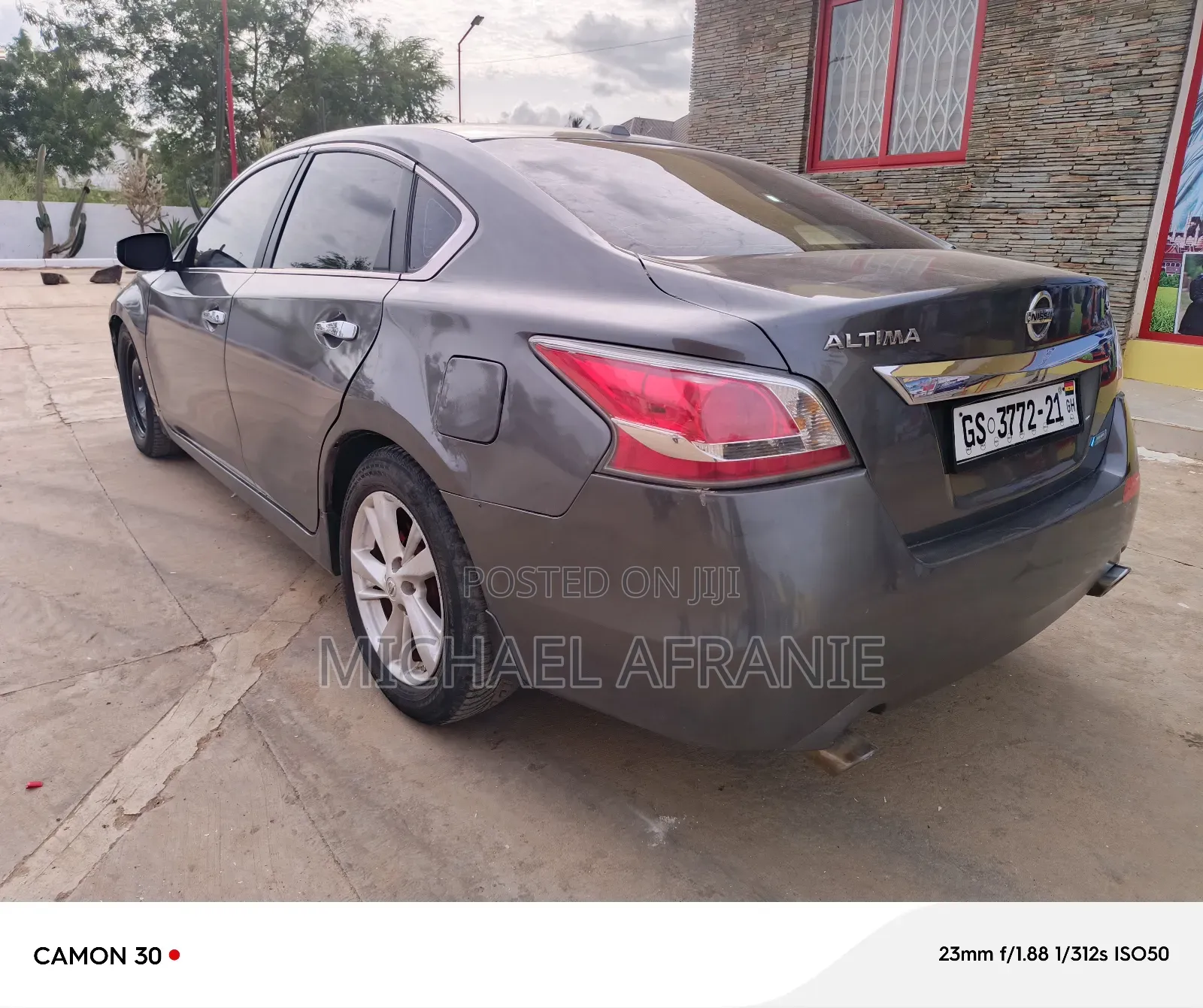 Nissan Altima 2.5 SL 4dr Sedan (2.5L 4cyl CVT) 2015 Gray