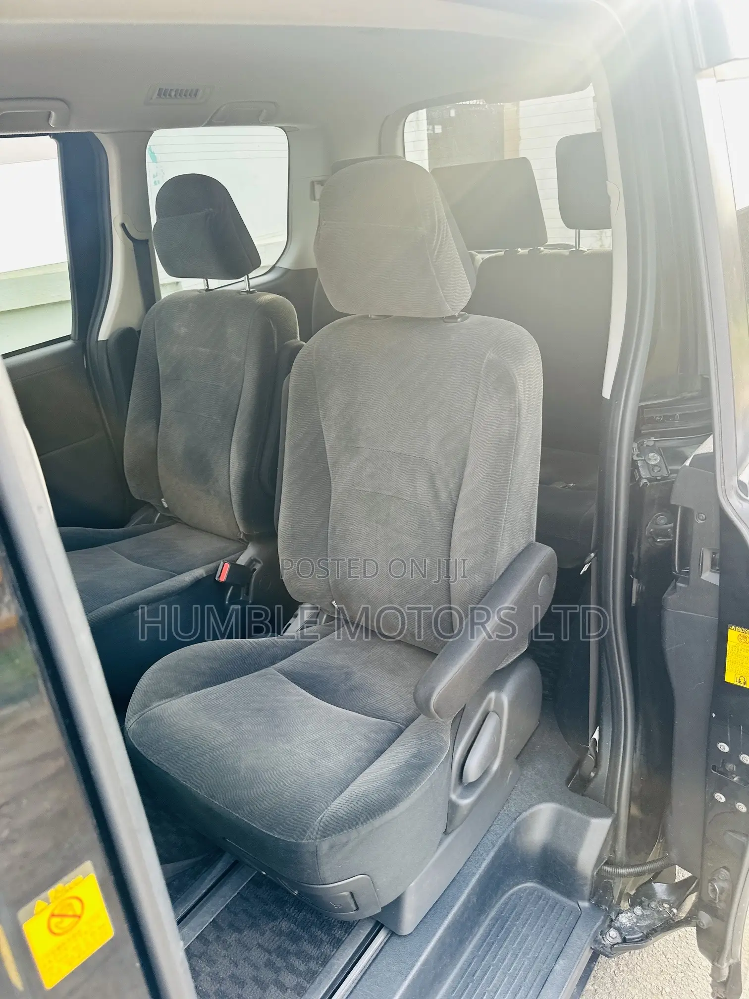 Toyota Voxy 2013 Black