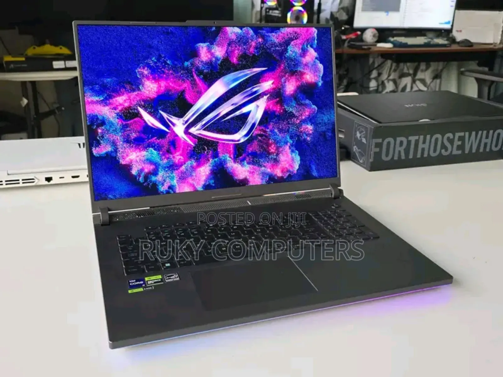 New Laptop Asus ROG Strix G17 16GB Intel Core i9 SSD 1T