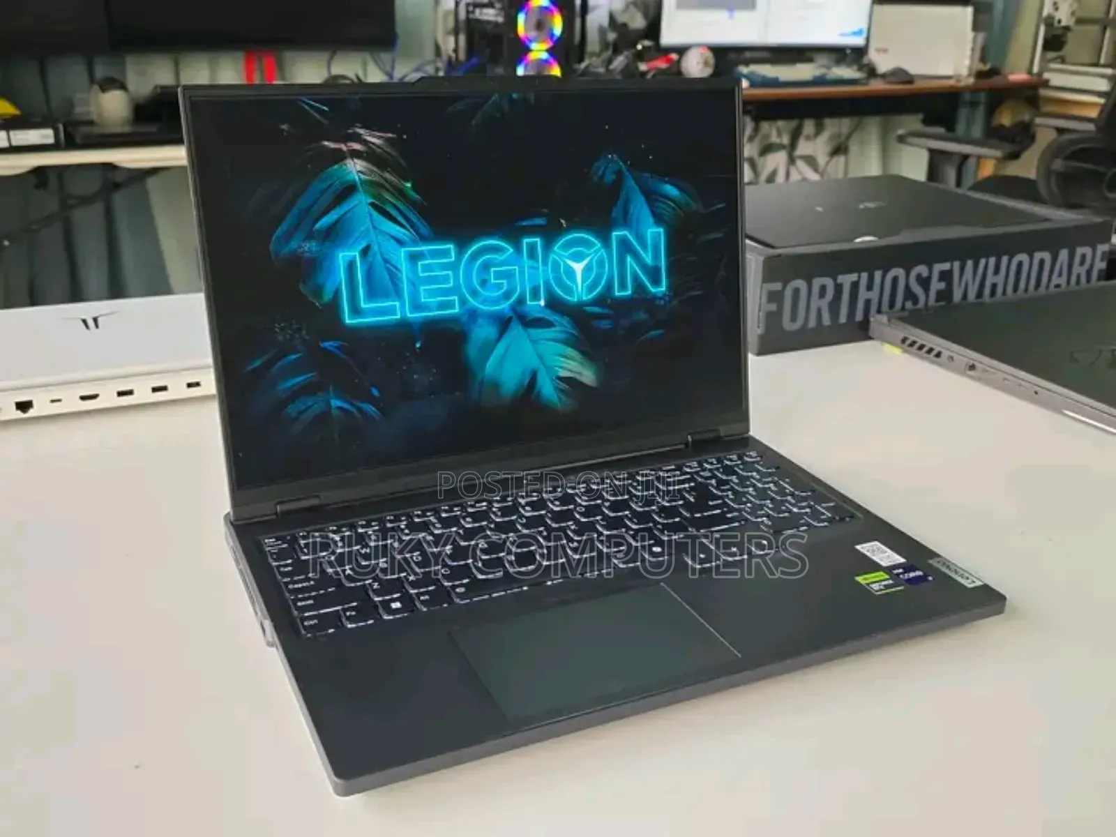 New Laptop Lenovo Legion Y540 32GB Intel Core i9 SSD 1T