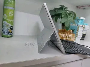 New Laptop Microsoft Surface Pro 16GB Intel Core i7 SSD 512GB