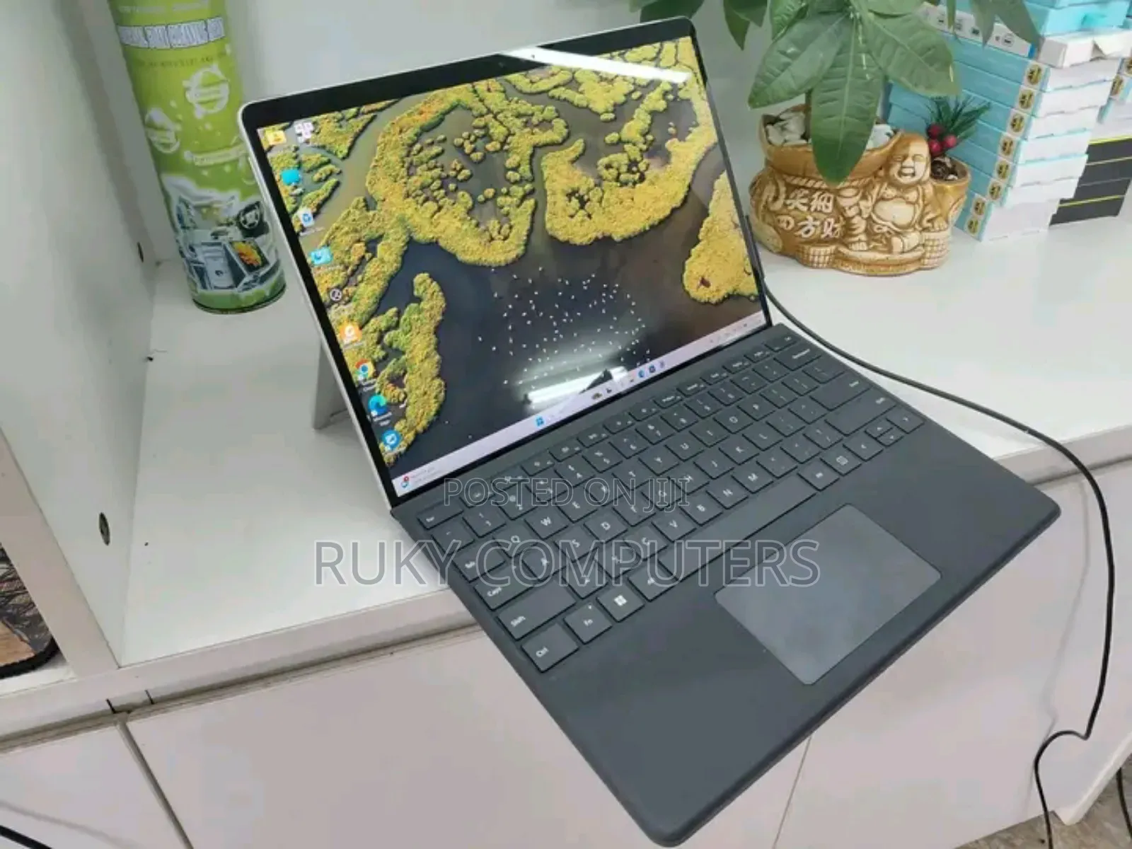 New Laptop Microsoft Surface Pro 16GB Intel Core i7 SSD 512GB