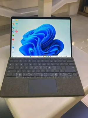 New Laptop Microsoft Surface Pro 8 16GB Intel Core i7 SSD 512GB