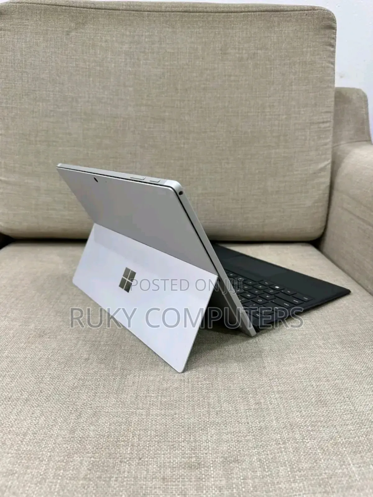 New Laptop Microsoft Surface Laptop 7 16GB Intel Core i7 SSD 512GB