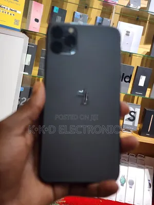 Apple iPhone 11 Pro Max 64 GB Black