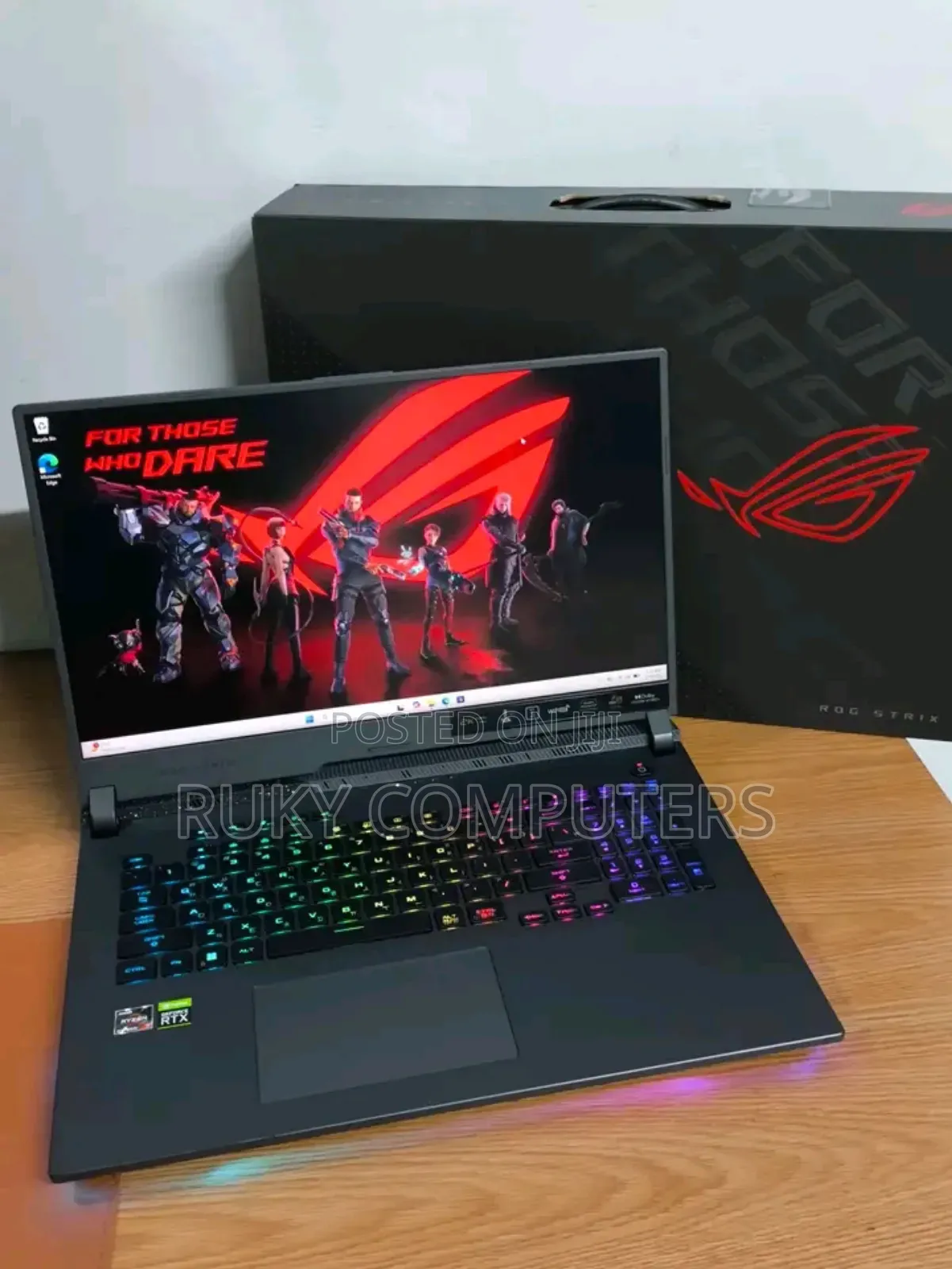 New Laptop Asus ROG Strix G17 16GB AMD Ryzen 7 SSD 512GB