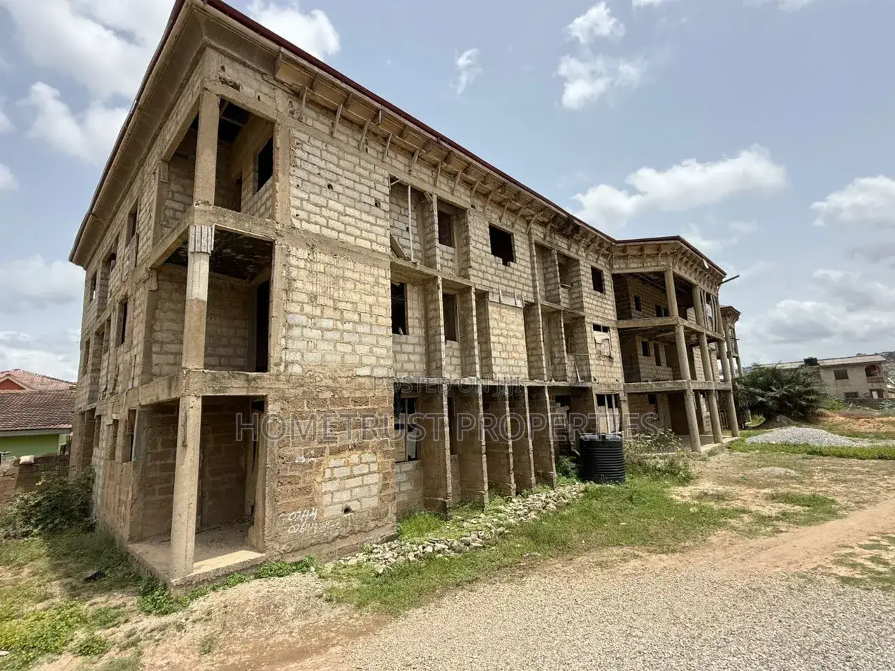 20bdrm Apartment in Weija Choice, Tetegu for sale