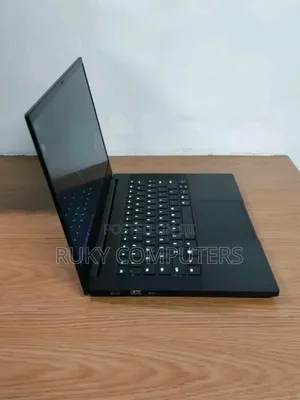 New Laptop Razer Blade Pro 16GB AMD Ryzen 9 SSD 1T