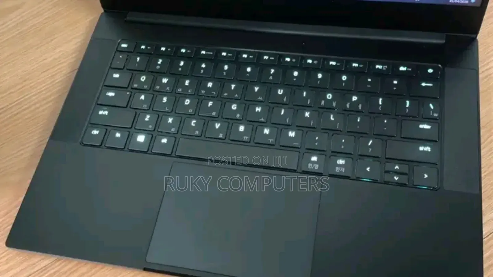 New Laptop Razer Blade Pro 16GB AMD Ryzen 9 SSD 1T