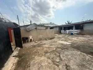 3bdrm House in Lapaz Kata Area, Hong Kong for sale
