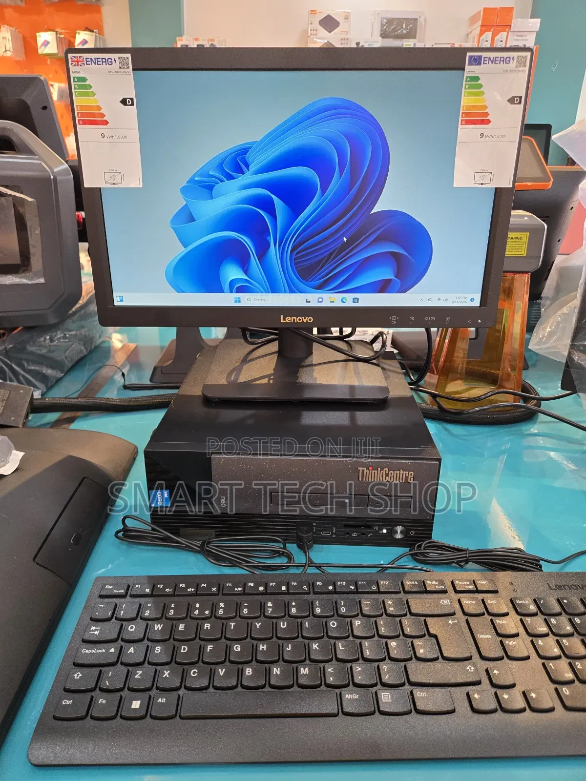 New Desktop Computer Lenovo 8GB Intel Core i3 HDD+SSD 256GB