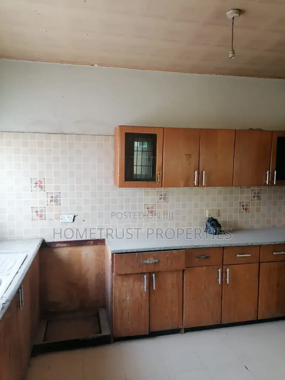 5bdrm House in Amasaman Satellite for sale
