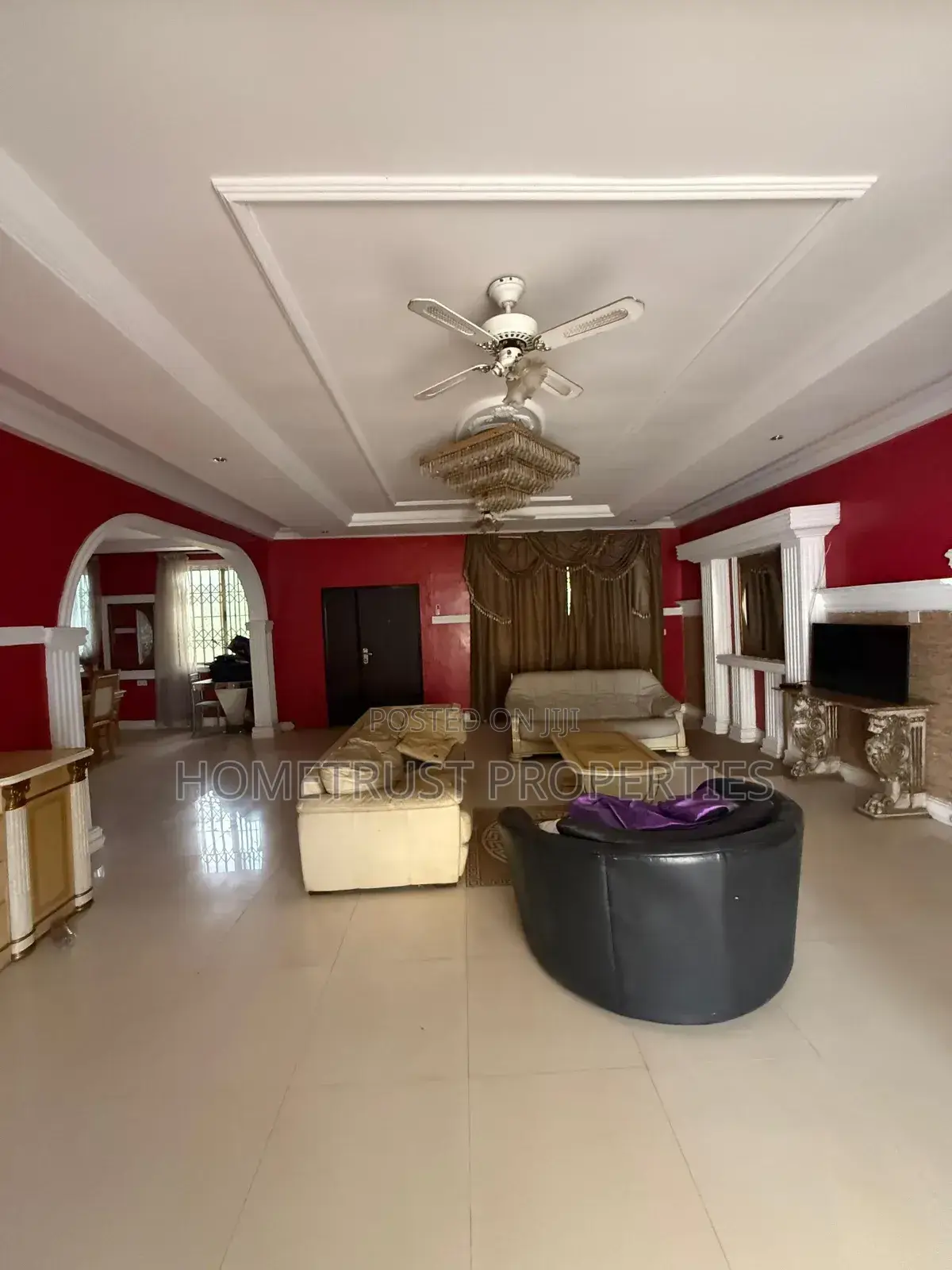 5bdrm House in East Legon Ogbojo, American House for sale