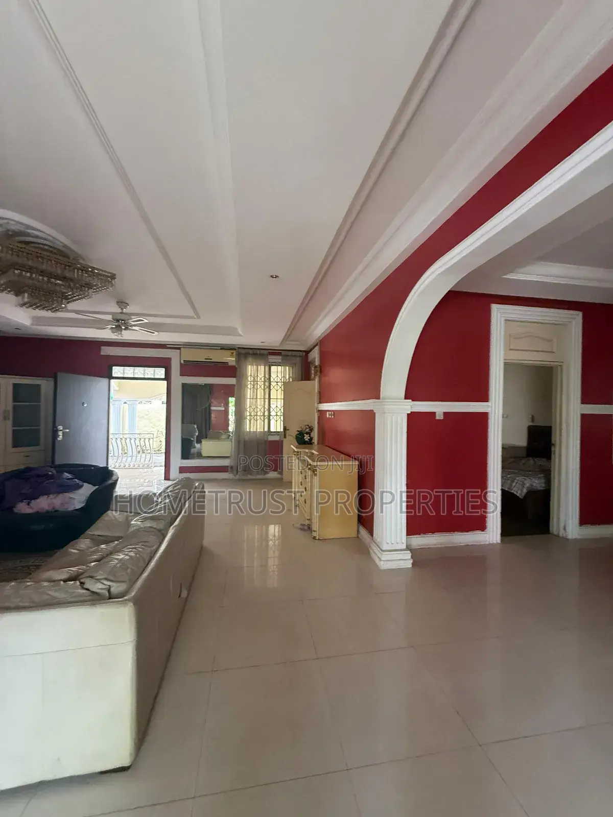 5bdrm House in East Legon Ogbojo, American House for sale