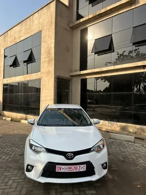 Toyota Corolla 2014 White