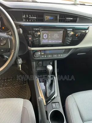 Toyota Corolla 2014 White