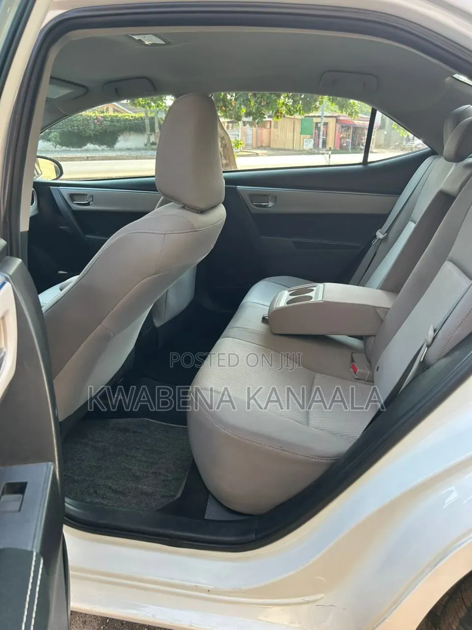 Toyota Corolla 2014 White