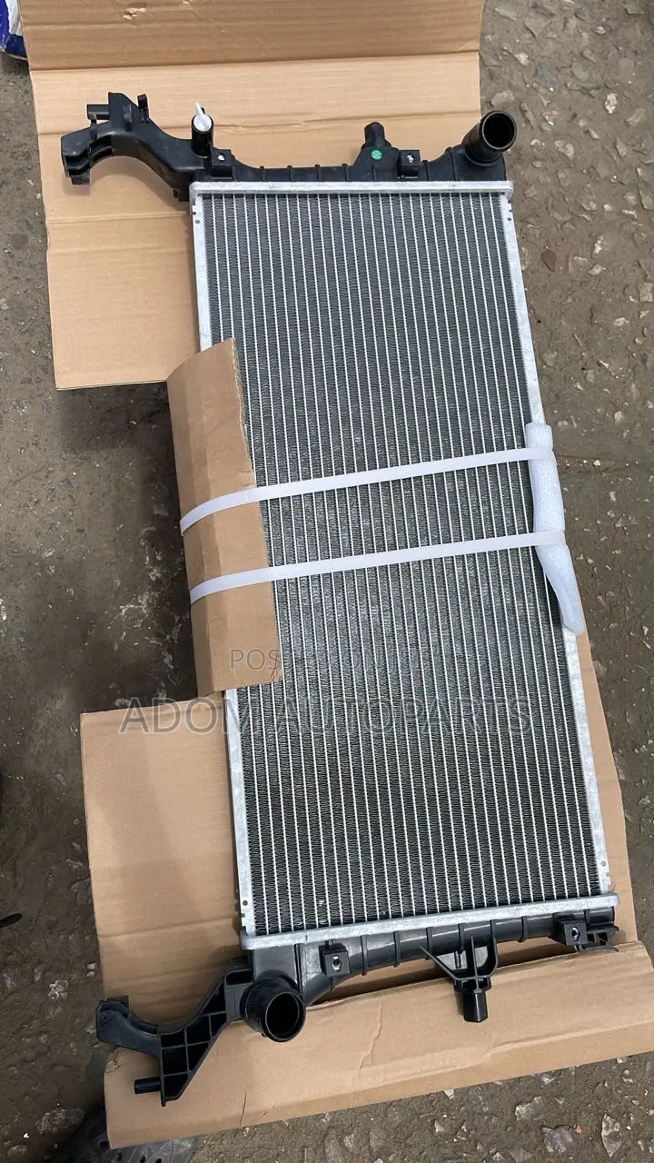 Hyundai Elantra Radiator Water Tank 2017 2018 Turbo