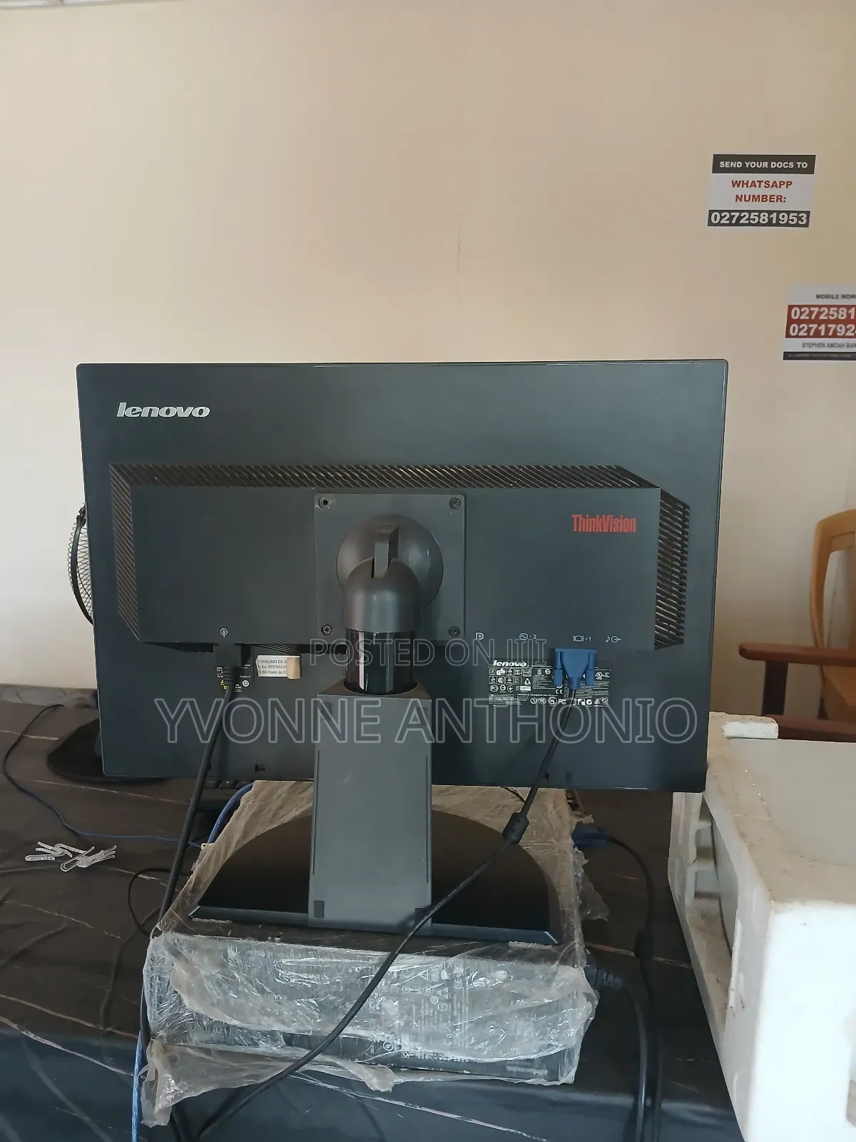 Desktop Computer Lenovo 8GB Intel Core i3 HDD 500GB