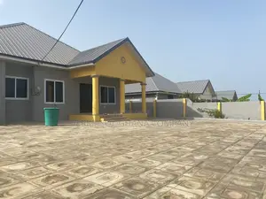 3bdrm House in Adom City Estate, Kasoa for sale
