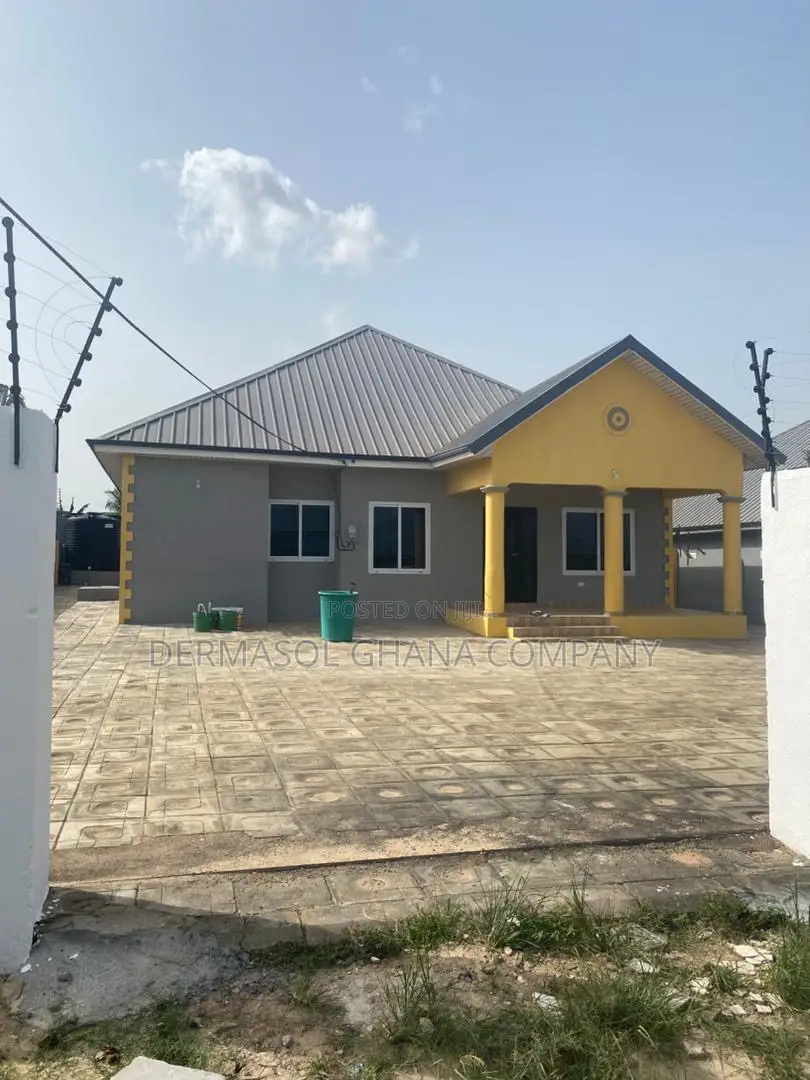 3bdrm House in Adom City Estate, Kasoa for sale