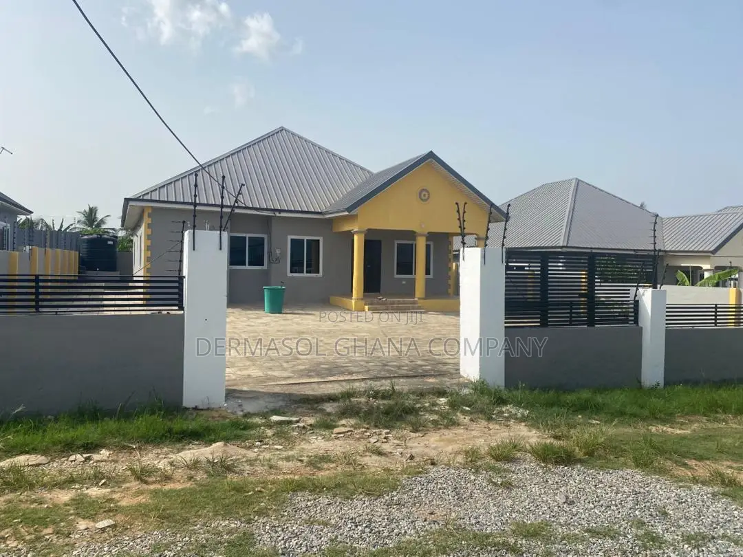 3bdrm House in Adom City Estate, Kasoa for sale