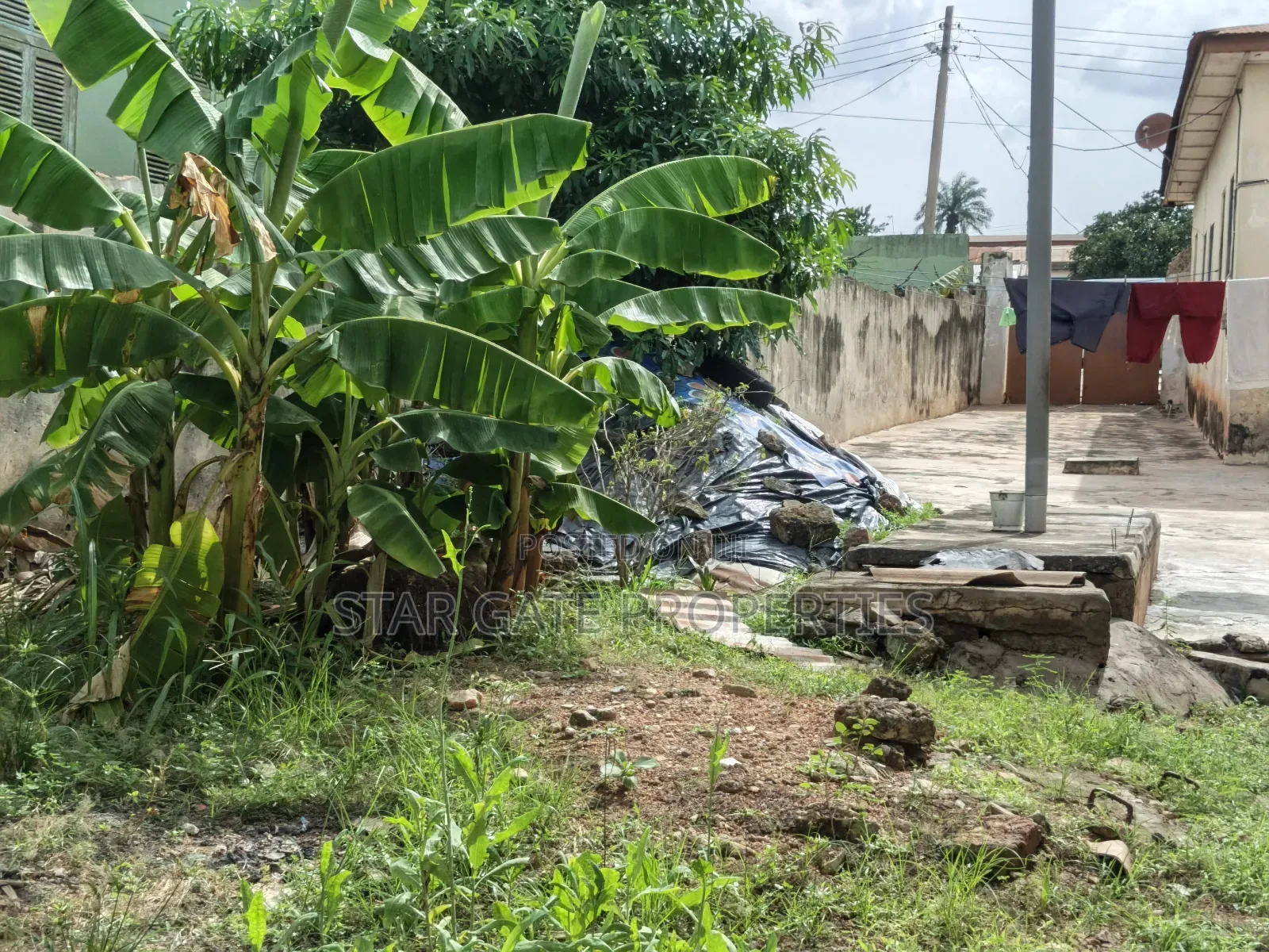 Plot for Sale at Dechemso ( Near Kumasi Airport)