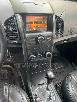 Mahindra XUV500 2016 Gray