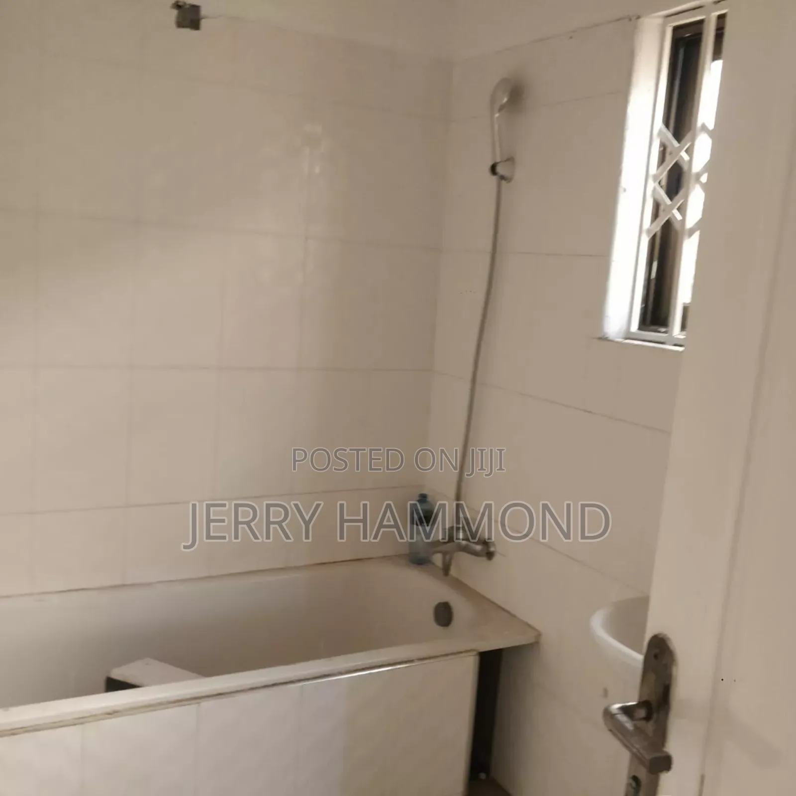 3bdrm House in Spintex Coastal, Baatsona Total for rent