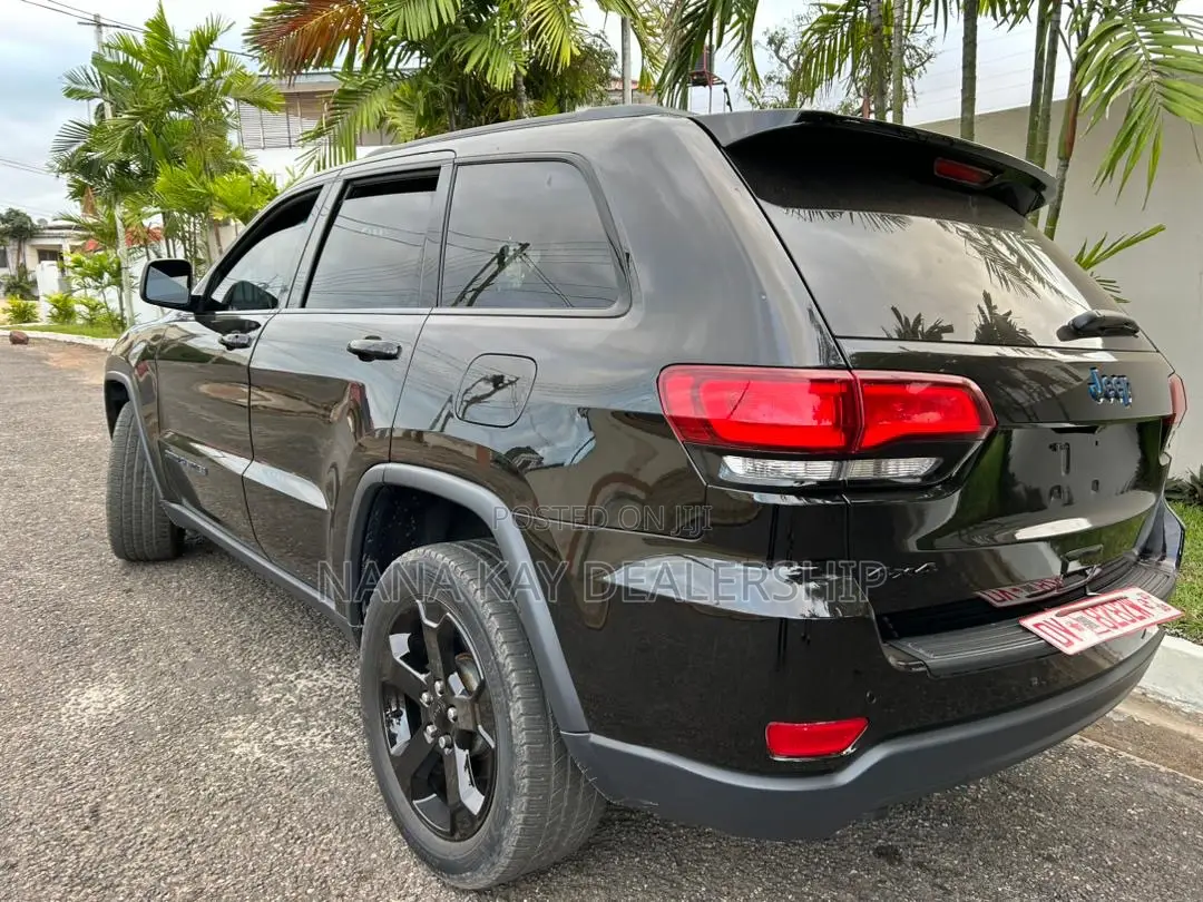 Jeep Grand Cherokee Limited 4dr 4x4 2019 Black