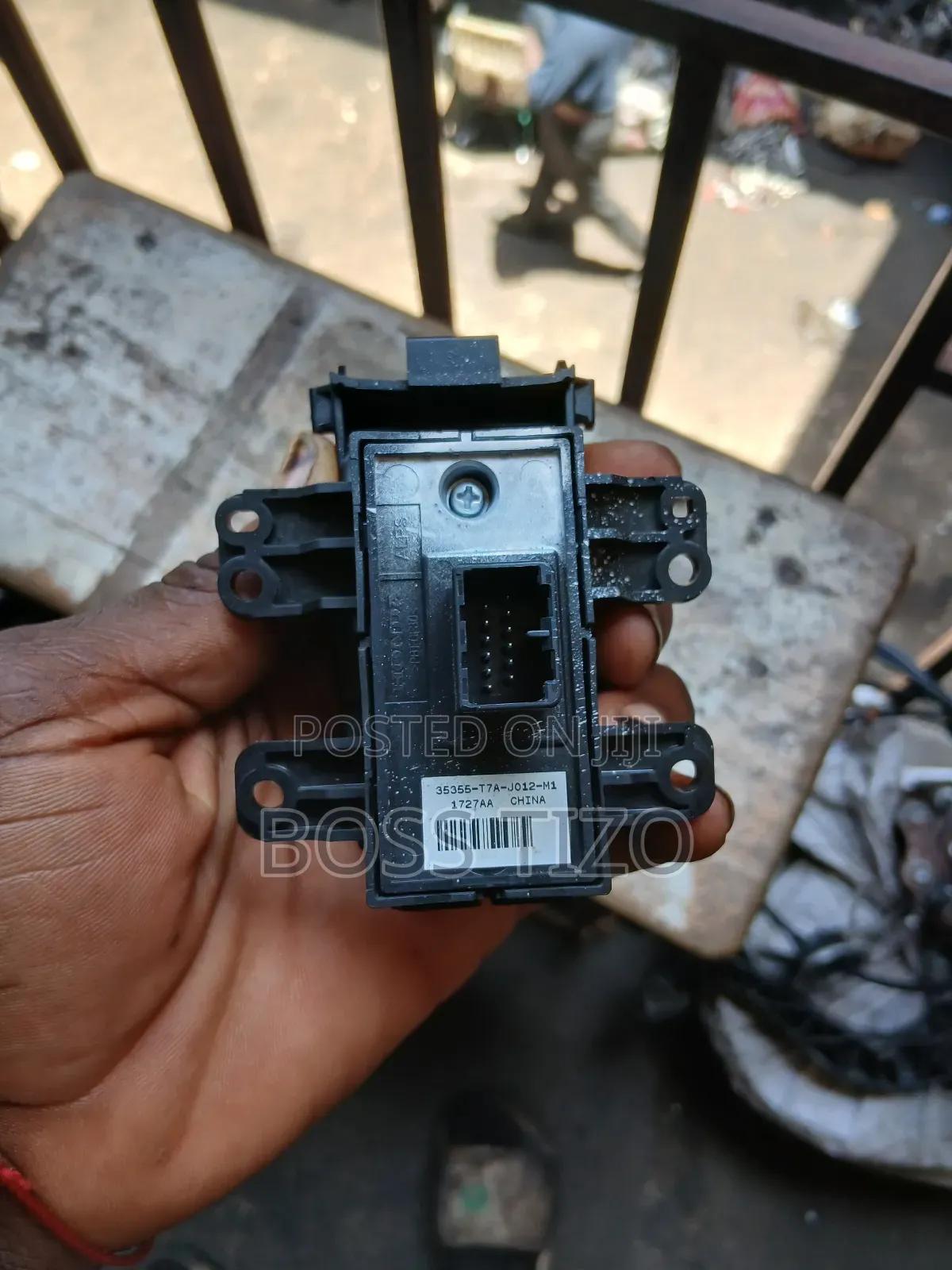 Honda HRV 2018 Parking Switch
