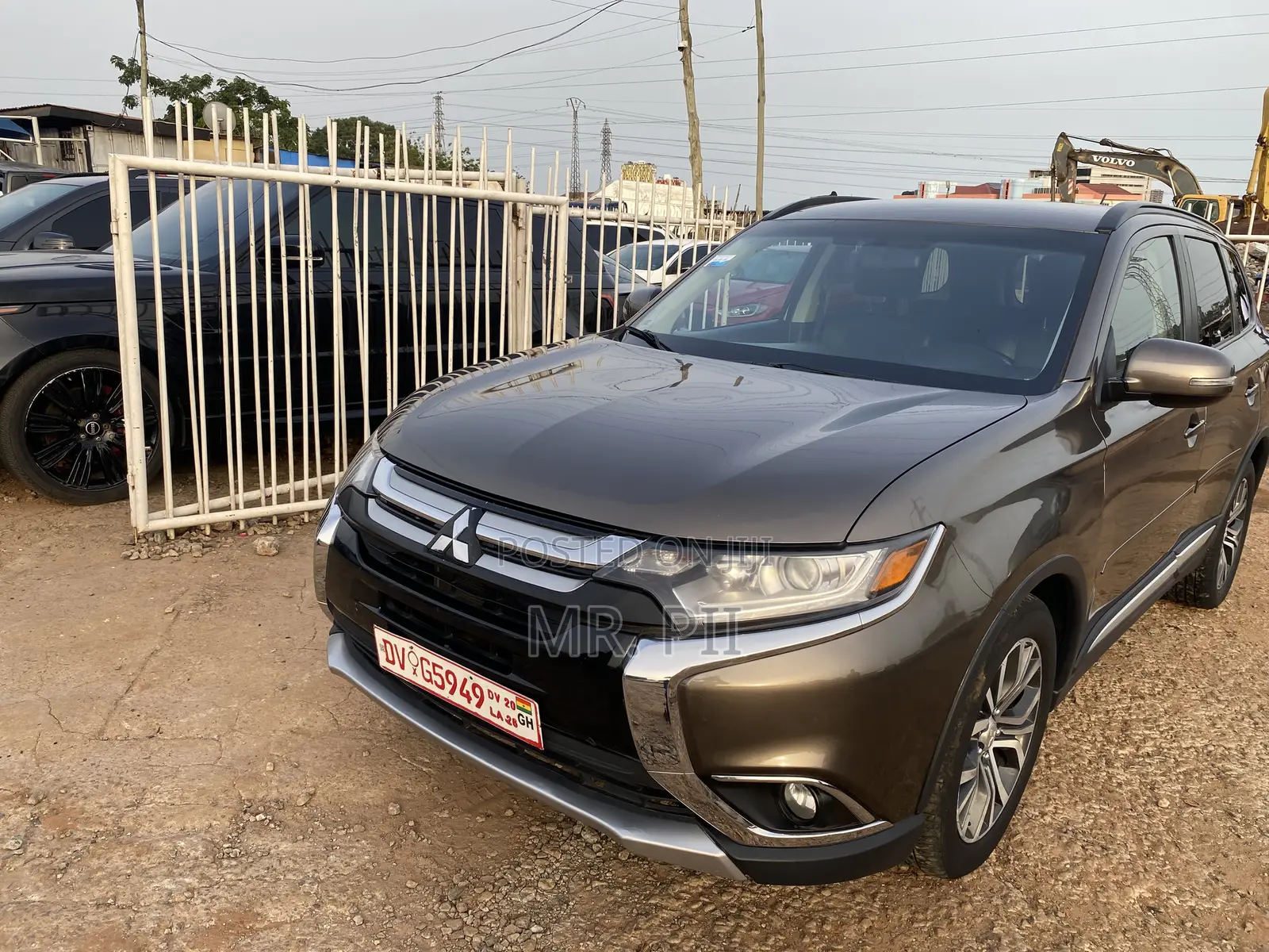 Mitsubishi Outlander 2016 Brown