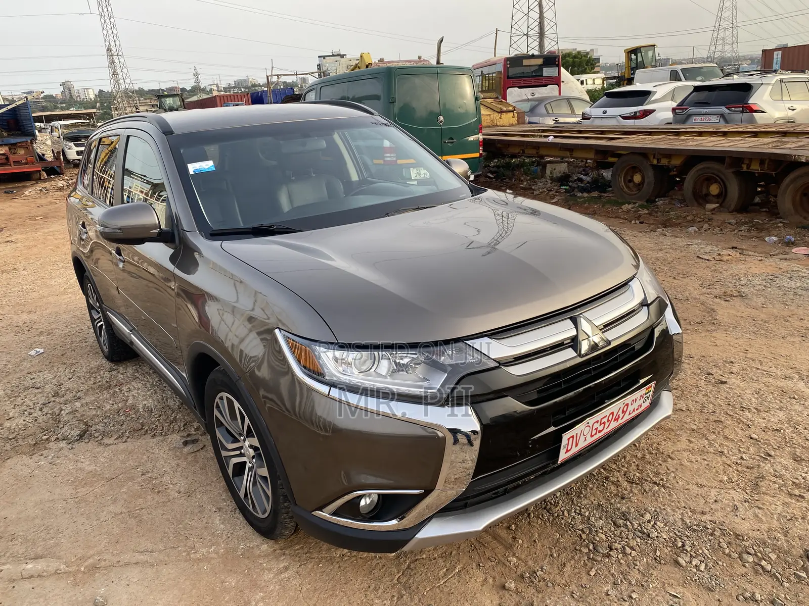 Mitsubishi Outlander 2016 Brown