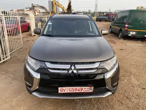 Mitsubishi Outlander 2016 Brown