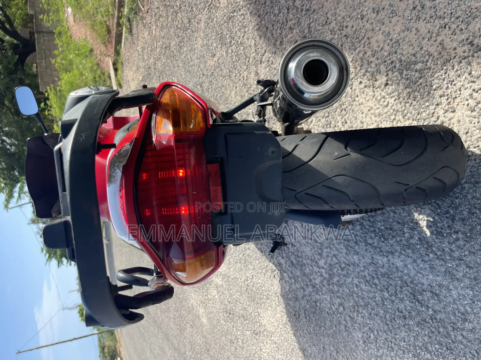 Honda VF 2006 Red