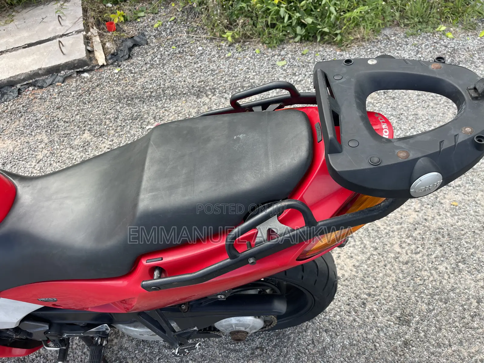 Honda VF 2006 Red