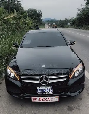 Mercedes-Benz C300 Sport 4Matic Sedan AWD (2.0L 4cyll 7A) 2016 Black